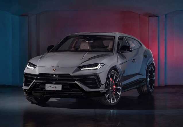 Владелец Lamborghini Urus, на котором скрылись участники стрельбы на Патриарших, оказался криптоинвестором Алексеем Долгих