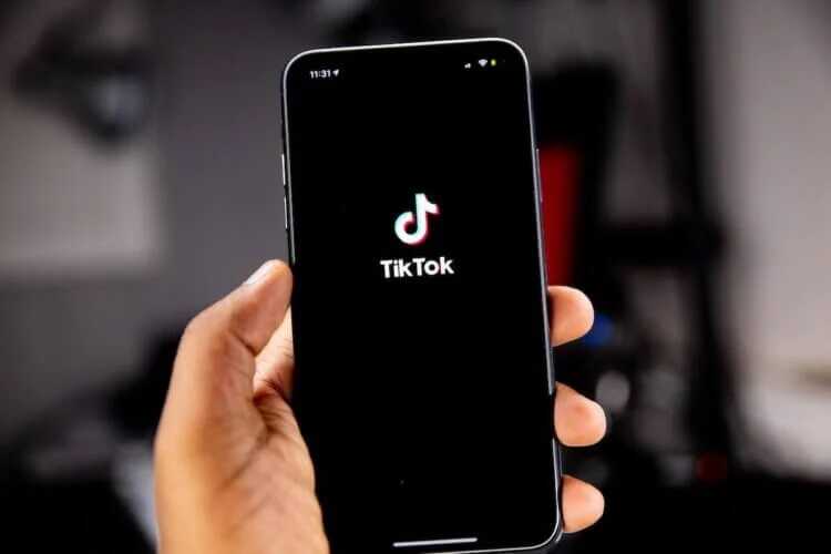 Сбой в TikTok затронул пользователей по всей России: проблемы с загрузкой контента