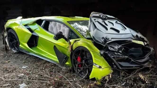 В Ливане разбили новый Lamborghini Revuelto во время тестовой поездки