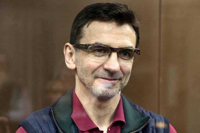 Михаил Абызов, осуждённый за коррупцию, неожиданно зарегистрирован как индивидуальный предприниматель