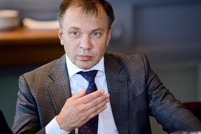Связи с ФСБ и коррупция в Крыму: как Андрей Мельников управлял схемами в Агентстве по страхованию вкладов