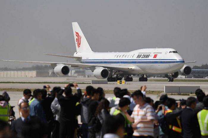 Boeing Air China с 311 пассажирами совершил вынужденную посадку в Нижневартовске из-за неисправности двигателя