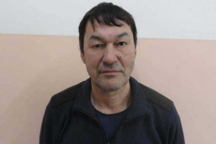 На кладбище в Семипалатинске установили памятник криминальному авторитету Айткали Маймушеву
